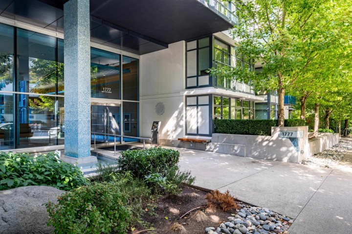Photo 30 at 811 - 1777 W 7th Avenue, Fairview VW, Vancouver West