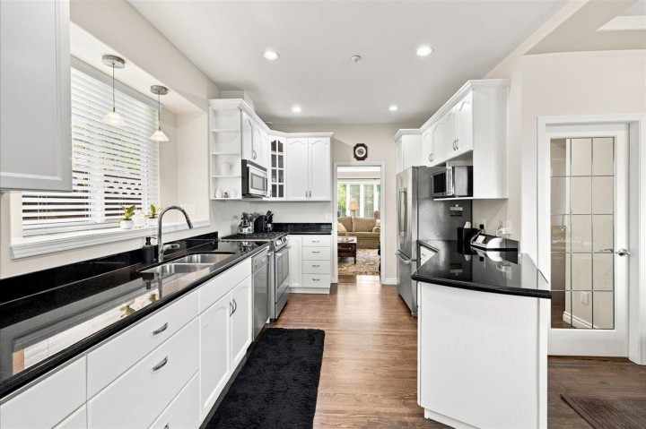 Photo 10 at 3493 Oxford Street, Hastings Sunrise, Vancouver East