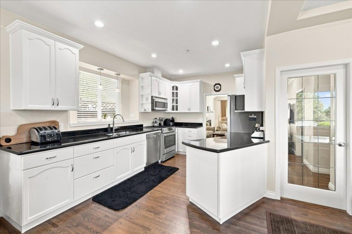 Photo 11 at 3493 Oxford Street, Hastings Sunrise, Vancouver East