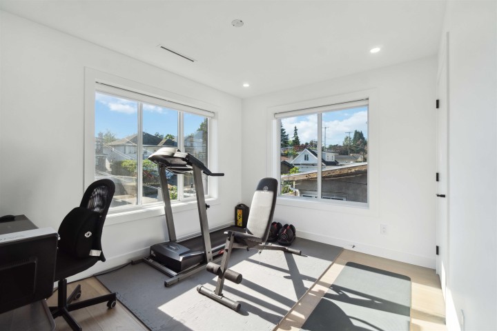 Photo 20 at 8007 Elliott Street, Fraserview VE, Vancouver East