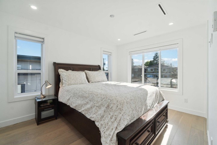 Photo 18 at 8007 Elliott Street, Fraserview VE, Vancouver East