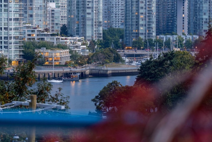 Photo 23 at P1 - 1038 W 7th Avenue, Fairview VW, Vancouver West