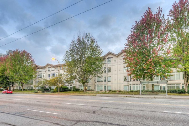 Photo 30 at 208 - 2677 Broadway Street, Renfrew VE, Vancouver East