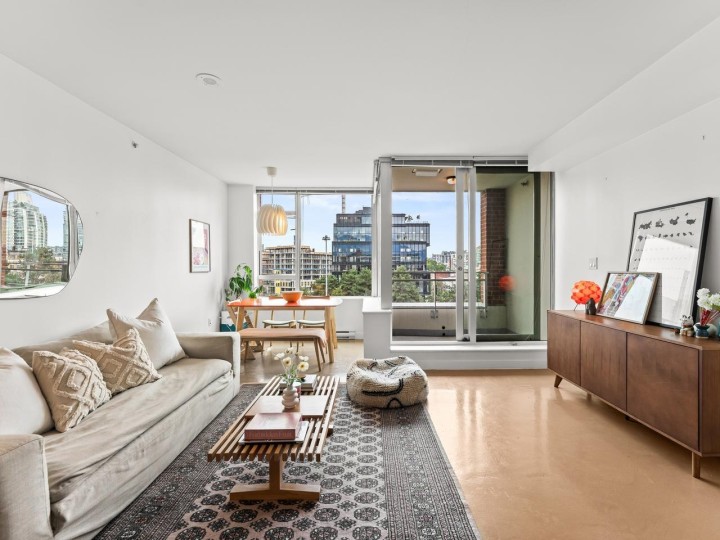 Photo 1 at 715 - 221 Union Street, Strathcona, Vancouver East