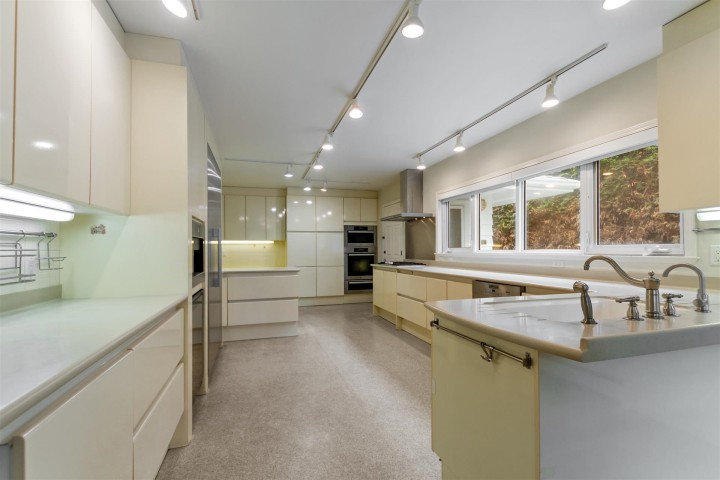 Photo 9 at 1806 Western Parkway, University VW, Vancouver West