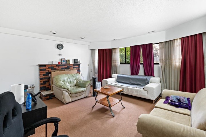 Photo 23 at 328 E 49th Avenue, South Vancouver, Vancouver East