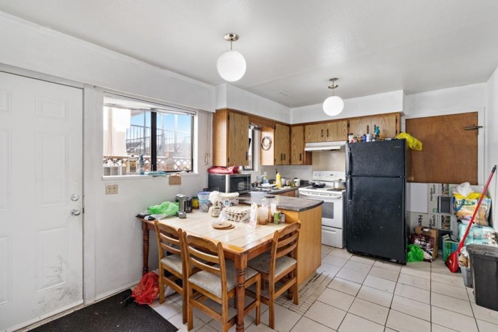 Photo 26 at 328 E 49th Avenue, South Vancouver, Vancouver East