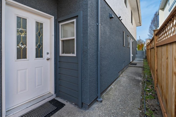 Photo 34 at 328 E 49th Avenue, South Vancouver, Vancouver East