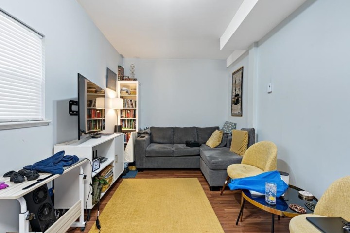 Photo 31 at 328 E 49th Avenue, South Vancouver, Vancouver East