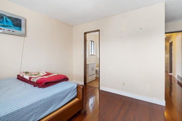 Photo 21 at 328 E 49th Avenue, South Vancouver, Vancouver East
