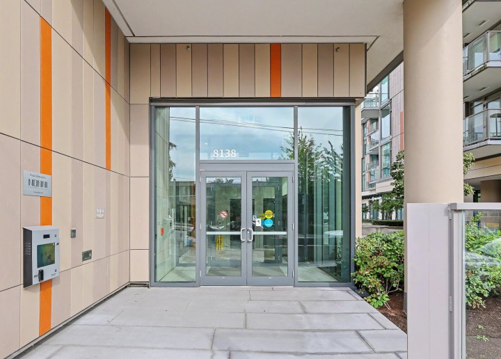 Photo 3 at 210 - 8138 Fraser Street, South Vancouver, Vancouver East