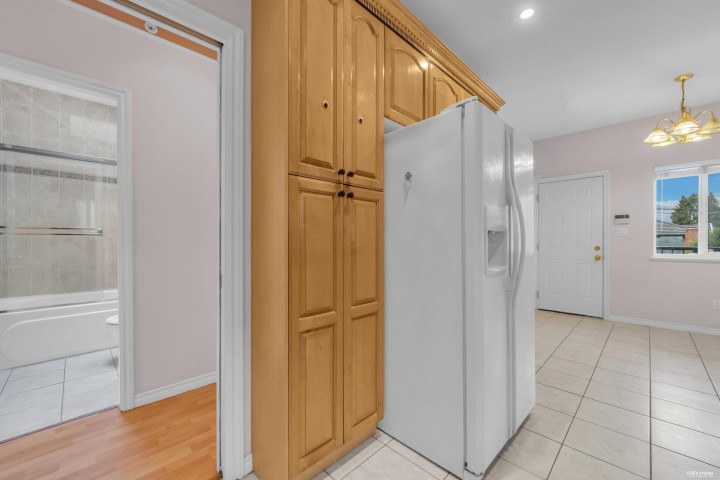 Photo 13 at 1988 Nanaimo Street, Renfrew VE, Vancouver East