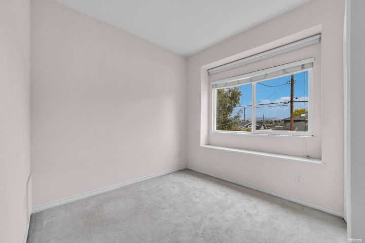 Photo 18 at 1988 Nanaimo Street, Renfrew VE, Vancouver East