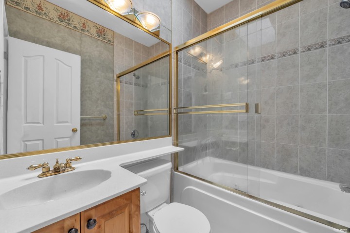 Photo 25 at 1988 Nanaimo Street, Renfrew VE, Vancouver East