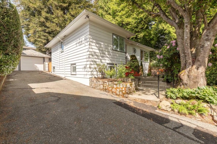 Photo 3 at 1441 Haywood Avenue, Ambleside, West Vancouver