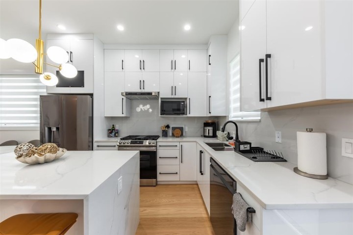 Photo 13 at 2975 E 42nd Avenue, Killarney VE, Vancouver East