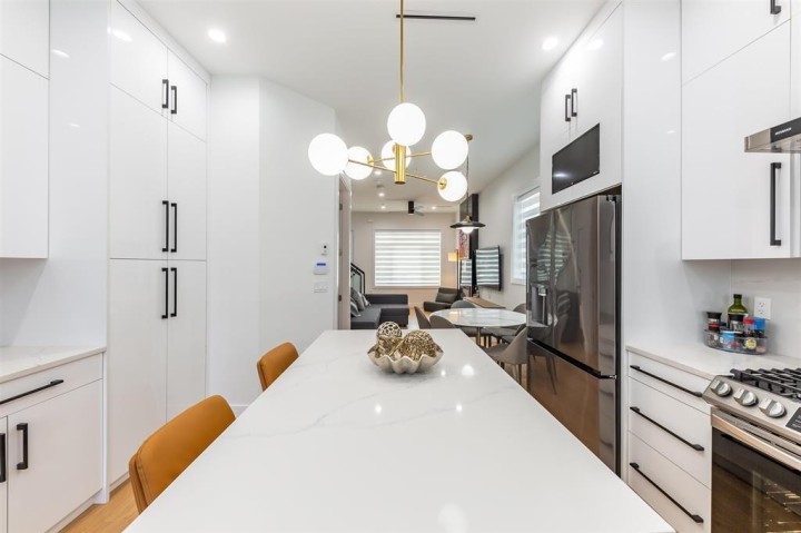 Photo 14 at 2975 E 42nd Avenue, Killarney VE, Vancouver East