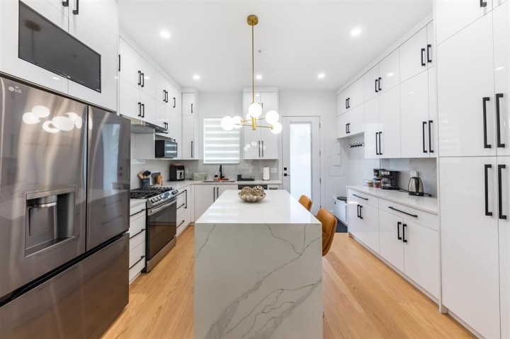 Photo 15 at 2975 E 42nd Avenue, Killarney VE, Vancouver East