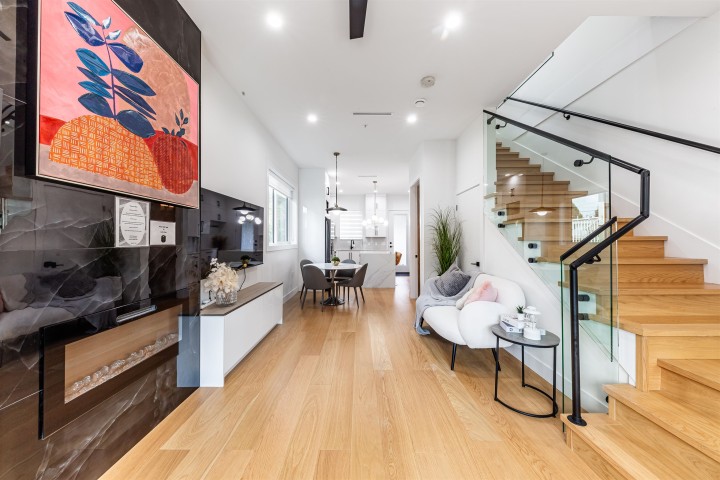 Photo 8 at 2975 E 42nd Avenue, Killarney VE, Vancouver East