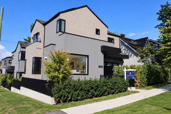 Photo 1 at 1605 E 21st Avenue, Knight, Vancouver East