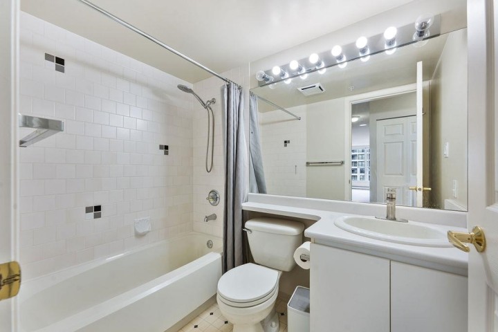 Photo 22 at 1408 - 5189 Gaston Street, Collingwood VE, Vancouver East