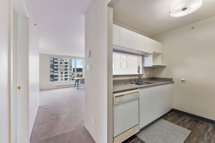 Photo 11 at 1408 - 5189 Gaston Street, Collingwood VE, Vancouver East