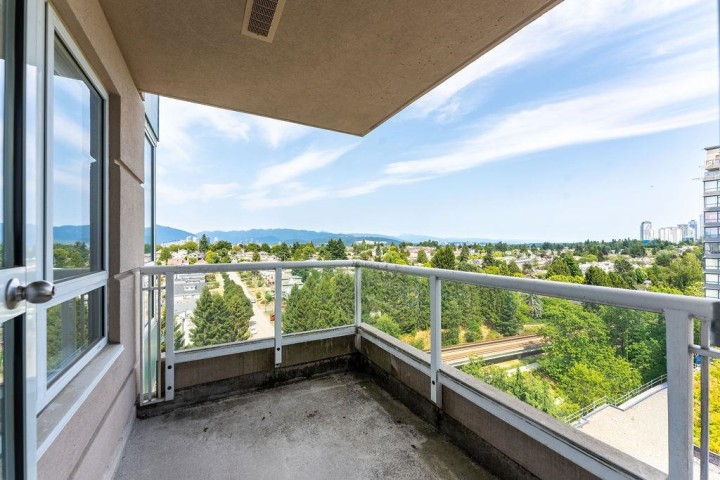 Photo 25 at 1408 - 5189 Gaston Street, Collingwood VE, Vancouver East