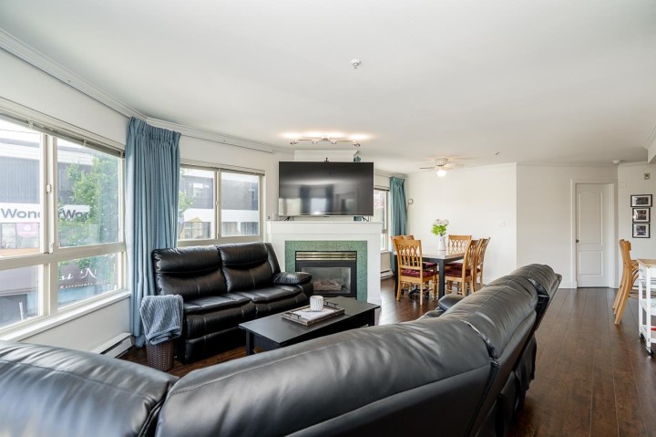 Photo 20 at 206 - 3615 W 17th Avenue, Dunbar, Vancouver West