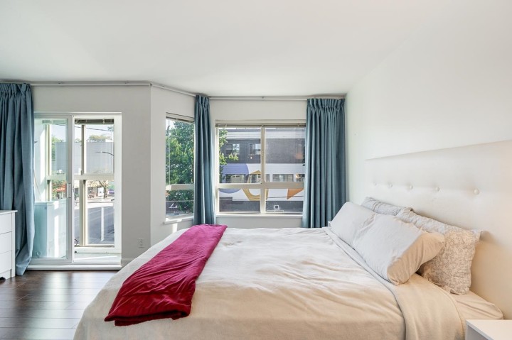 Photo 24 at 206 - 3615 W 17th Avenue, Dunbar, Vancouver West