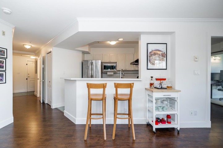 Photo 14 at 206 - 3615 W 17th Avenue, Dunbar, Vancouver West