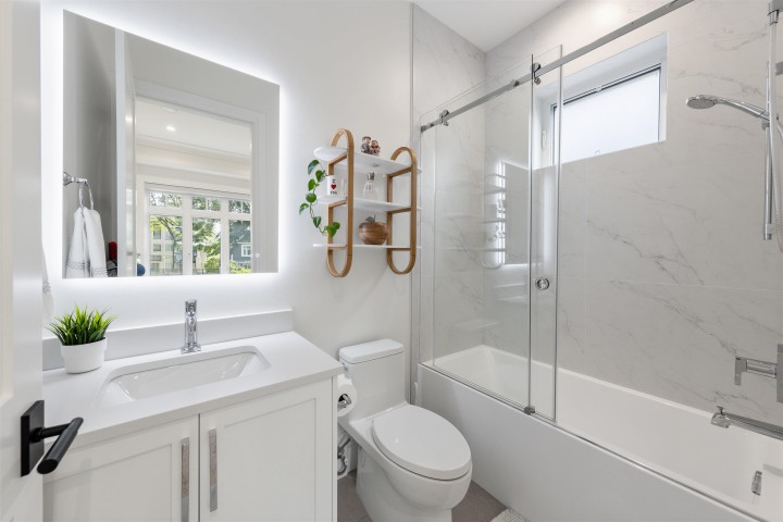 Photo 19 at 2755 W 38th Avenue, Kerrisdale, Vancouver West