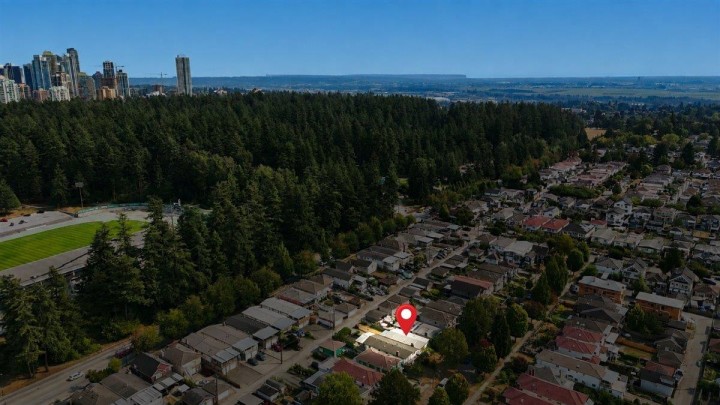 Photo 37 at 5884 Ormidale Street, Killarney VE, Vancouver East