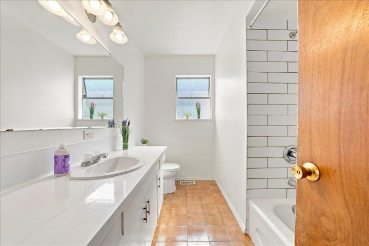 Photo 21 at 5884 Ormidale Street, Killarney VE, Vancouver East