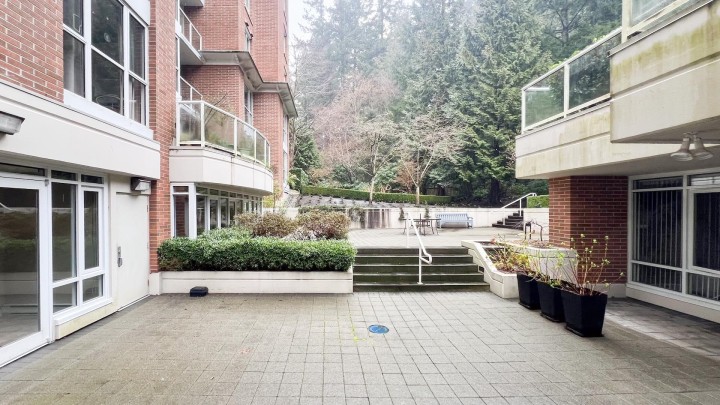 Photo 35 at 901 - 5615 Hampton Place, University VW, Vancouver West