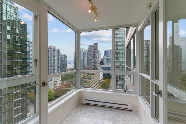 Photo 6 at 2206 - 1328 W Pender Street, Coal Harbour, Vancouver West
