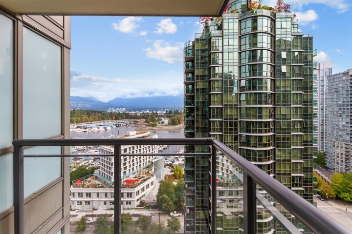 Photo 7 at 2206 - 1328 W Pender Street, Coal Harbour, Vancouver West