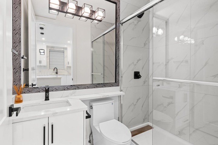 Photo 15 at 333 E 64th Avenue, South Vancouver, Vancouver East