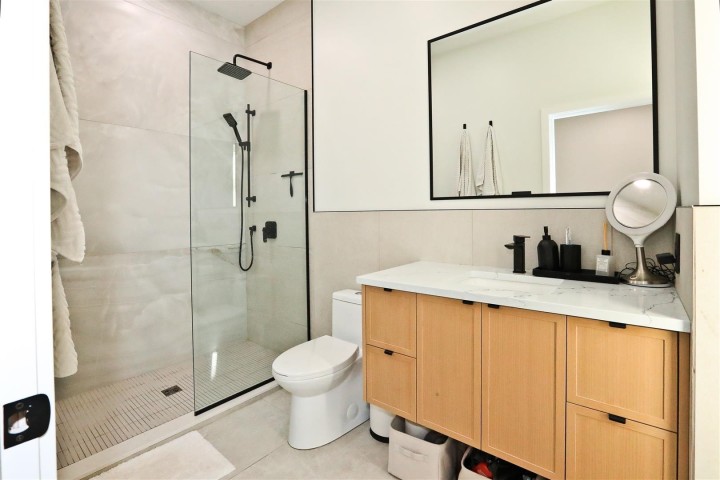 Photo 13 at 4015 Victoria Drive, Victoria VE, Vancouver East