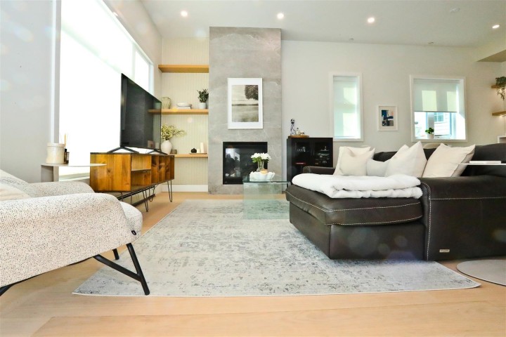 Photo 3 at 4015 Victoria Drive, Victoria VE, Vancouver East