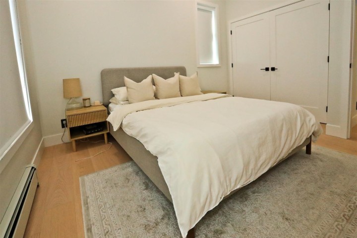 Photo 11 at 4015 Victoria Drive, Victoria VE, Vancouver East