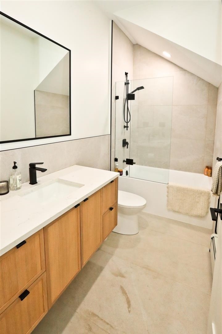 Photo 19 at 4015 Victoria Drive, Victoria VE, Vancouver East