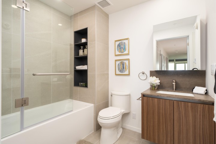 Photo 15 at 201 - 8486 Oak Street, Marpole, Vancouver West