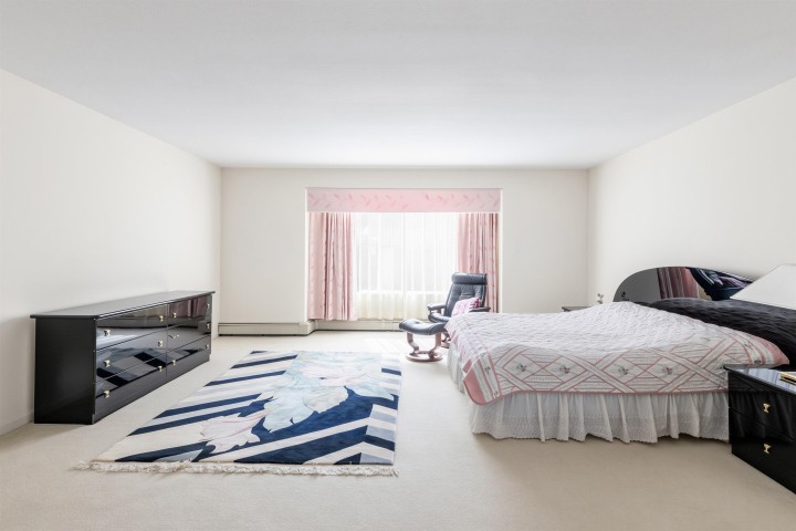 Photo 15 at 1363 W 48th Avenue, South Granville, Vancouver West