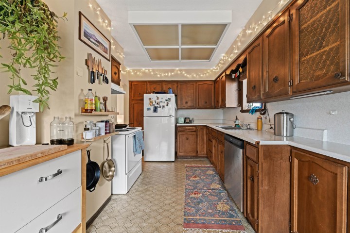 Photo 19 at 2608 E 4th Avenue, Renfrew VE, Vancouver East