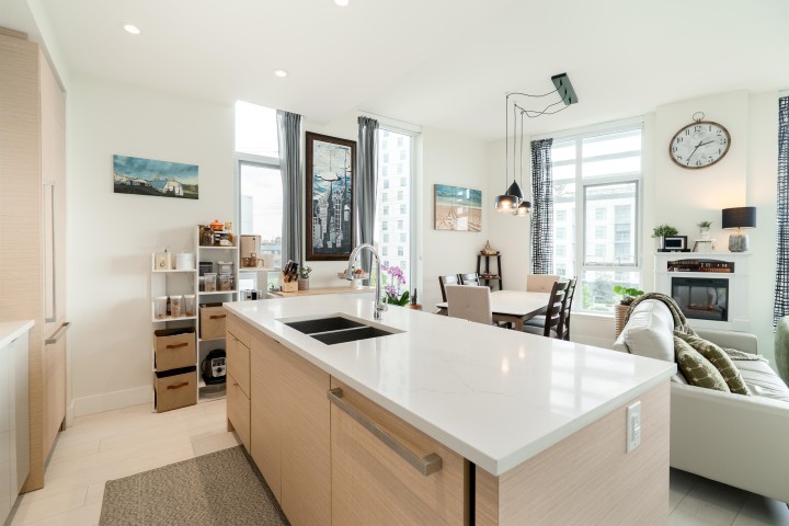 Photo 12 at 309 - 3438 Sawmill Crescent, South Marine, Vancouver East