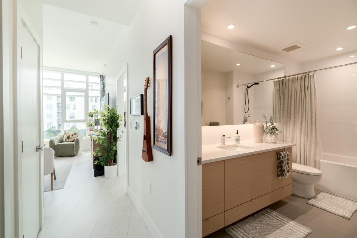Photo 19 at 309 - 3438 Sawmill Crescent, South Marine, Vancouver East