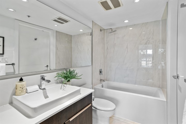 Photo 17 at 211 - 1588 E Hastings Street, Hastings, Vancouver East