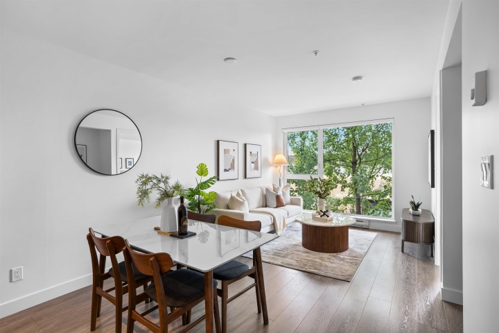 Photo 5 at 211 - 1588 E Hastings Street, Hastings, Vancouver East