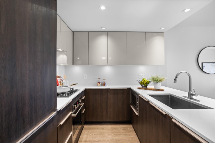 Photo 9 at 211 - 1588 E Hastings Street, Hastings, Vancouver East