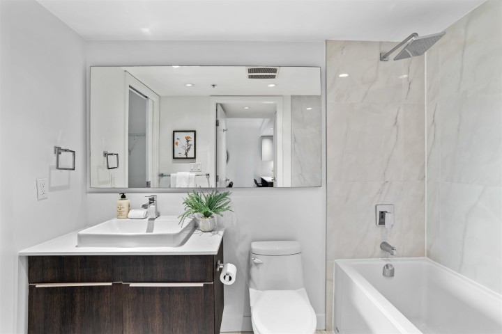 Photo 18 at 211 - 1588 E Hastings Street, Hastings, Vancouver East